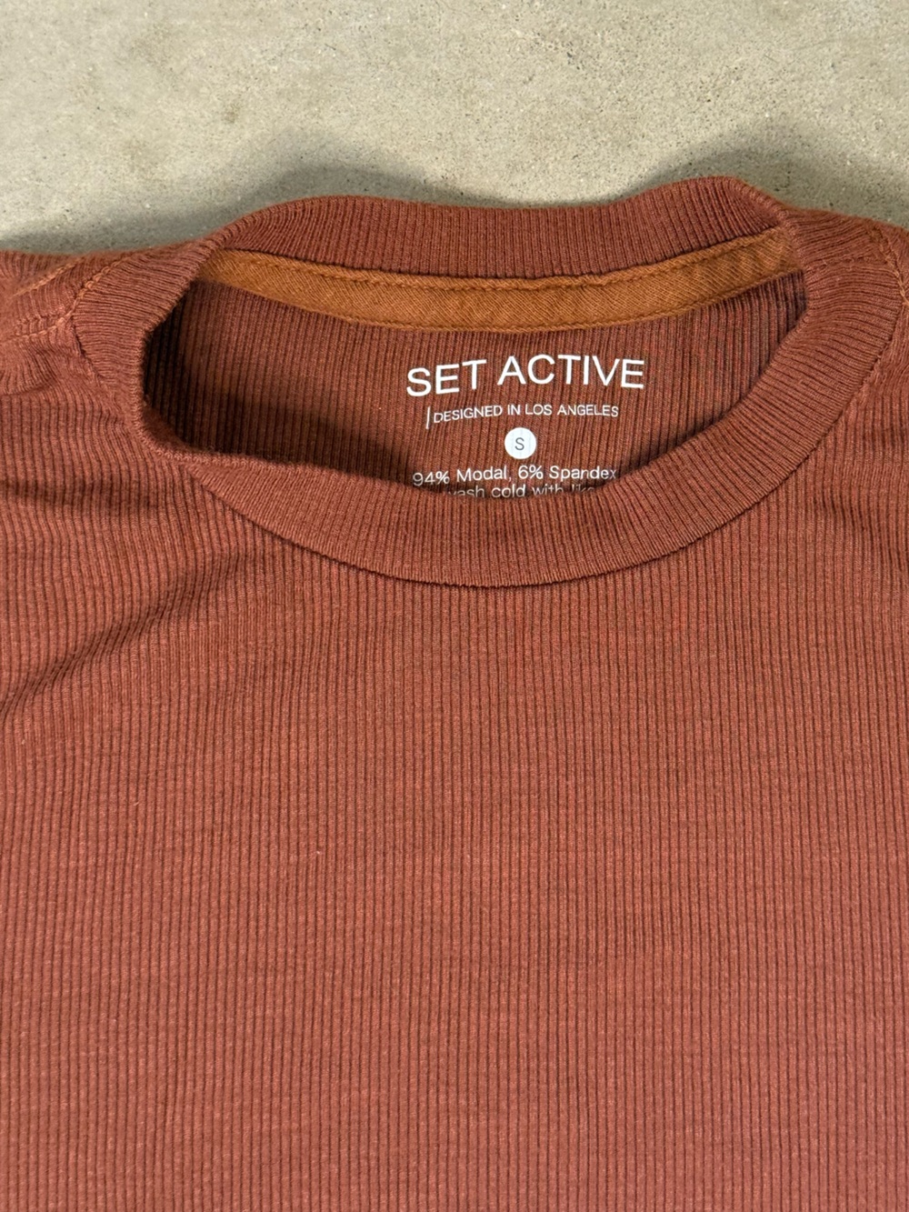 SET Active Rust Short Sleeve Ribbed Crop Top Tee - Picture 2 of 4